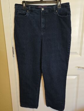Gloria Vanderbilt Dark Blue Straight Leg Stretch Jeans Size 16